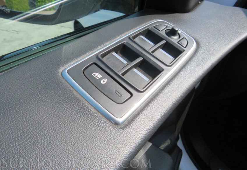 2018 Jaguar F-PACE - Image 49