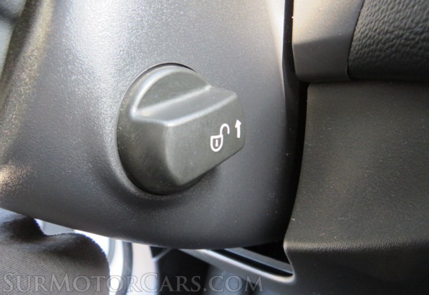 2018 Jaguar F-PACE - Image 41