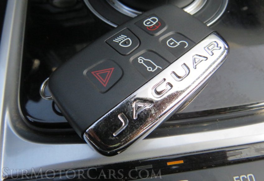2018 Jaguar F-PACE - Image 42