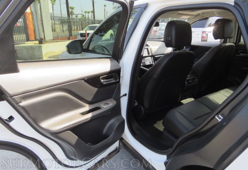 2018 Jaguar F-PACE - Image 23