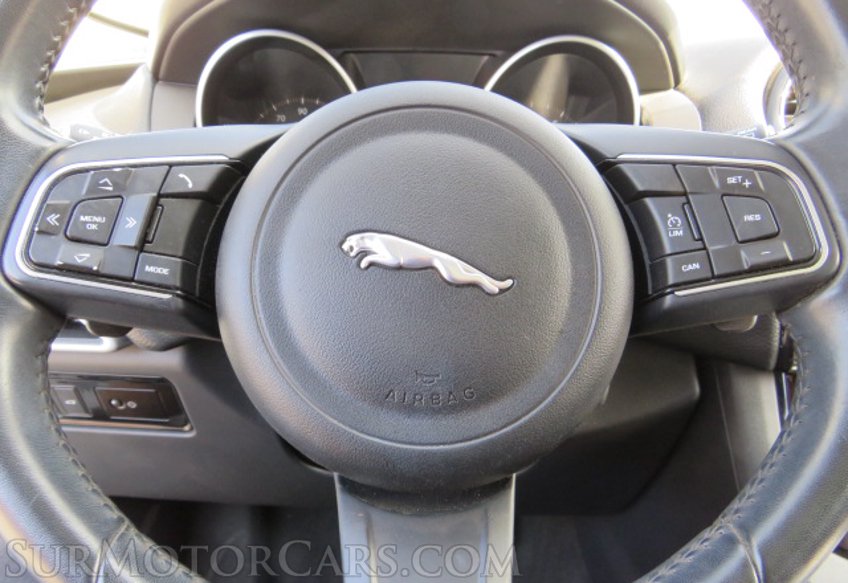 2018 Jaguar F-PACE - Image 45