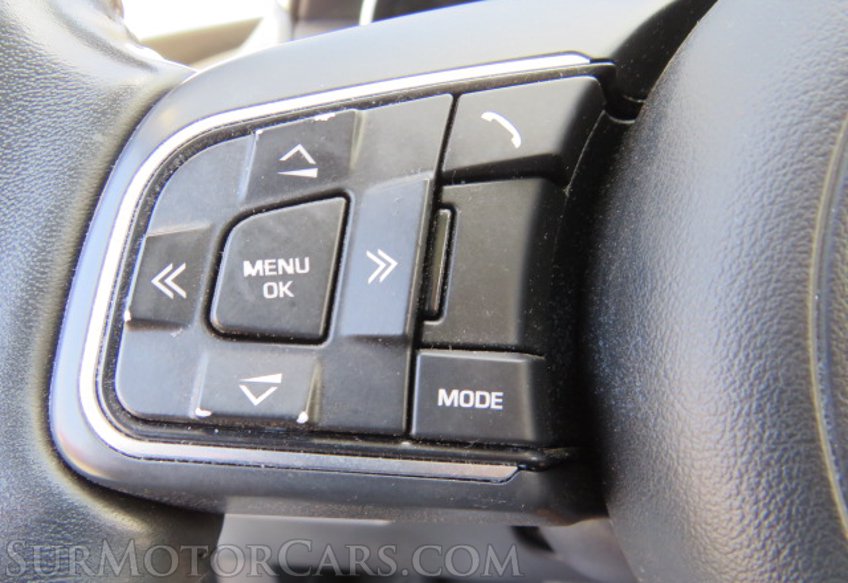 2018 Jaguar F-PACE - Image 46