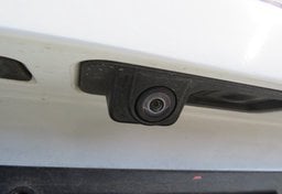 2018 Jaguar F-PACE - Image 16