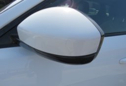 2018 Jaguar F-PACE - Image 17