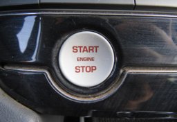 2018 Jaguar F-PACE - Image 43