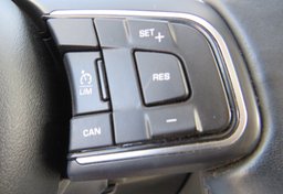 2018 Jaguar F-PACE - Image 44