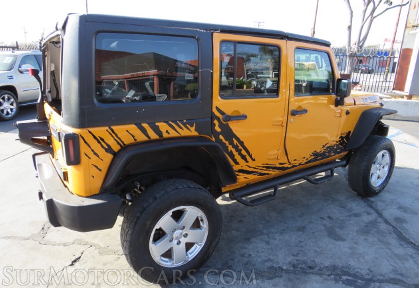2012 Jeep Wrangler Unlimited - Image 10