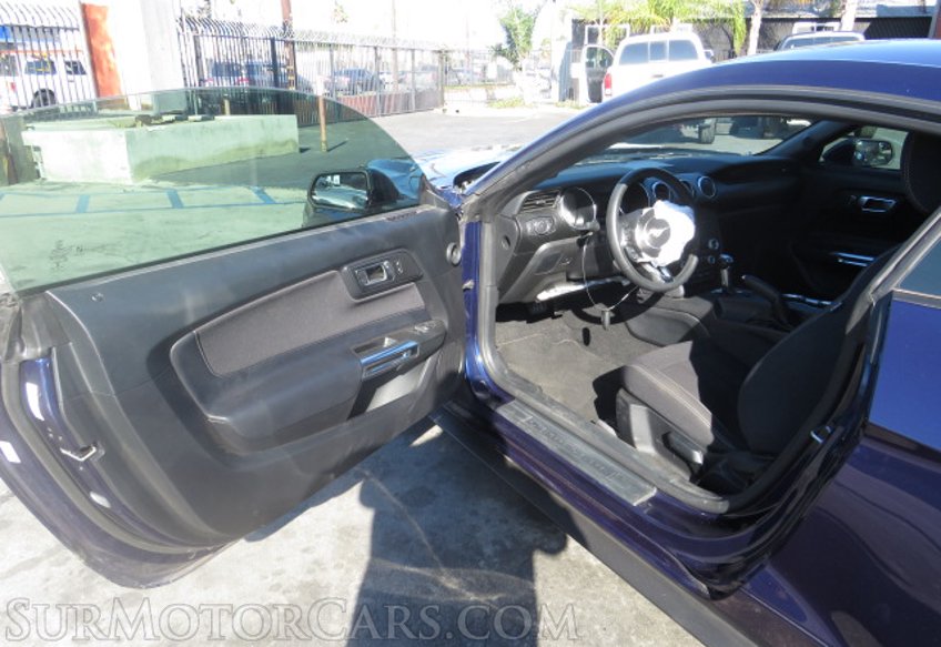 2020 Ford Mustang - Image 19