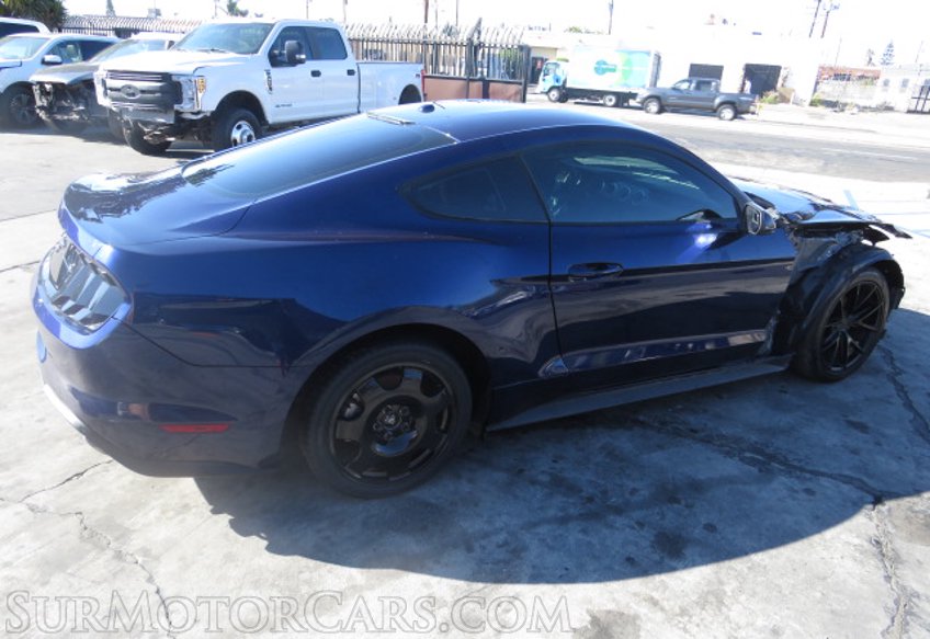 2020 Ford Mustang - Image 8