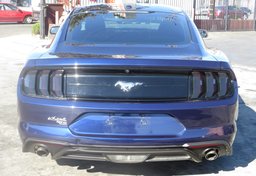 2020 Ford Mustang - Image 12