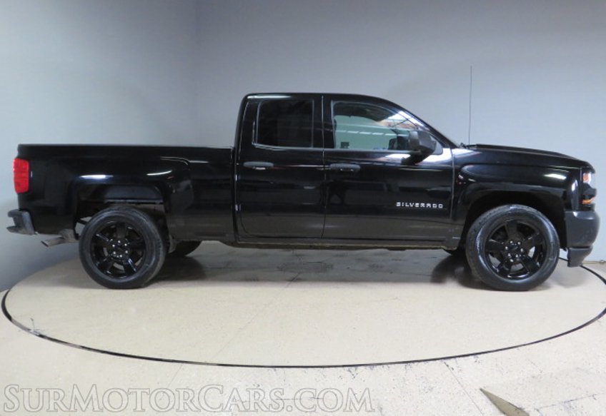 2017 Chevrolet Silverado 1500 - Image 5