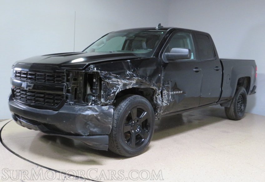 2017 Chevrolet Silverado 1500 - Image 4