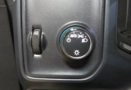 2017 Chevrolet Silverado 1500 - Image 33