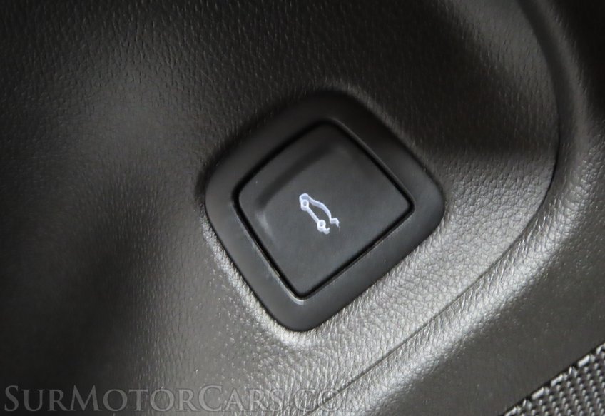 2022 Cadillac CT4-V - Image 52