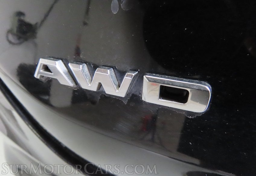 2022 Cadillac CT4-V - Image 17