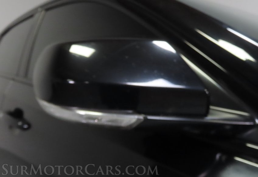 2022 Cadillac CT4-V - Image 16