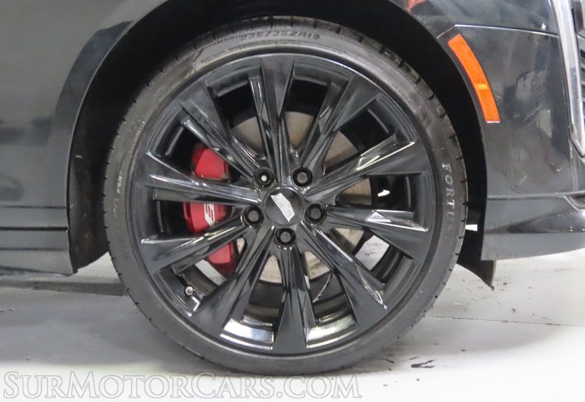 2022 Cadillac CT4-V - Image 22