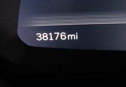 2022 Cadillac CT4-V - Image 38