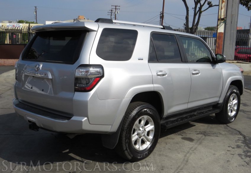 2020 Toyota 4Runner - Image 7