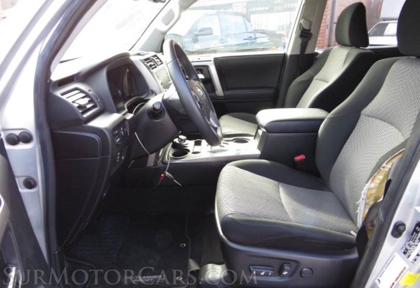 2020 Toyota 4Runner - Image 23