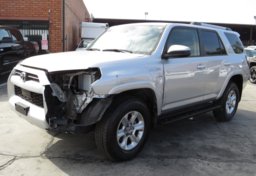 2020 Toyota 4Runner - Image 4