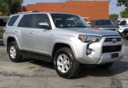 2020 Toyota 4Runner - Image 3