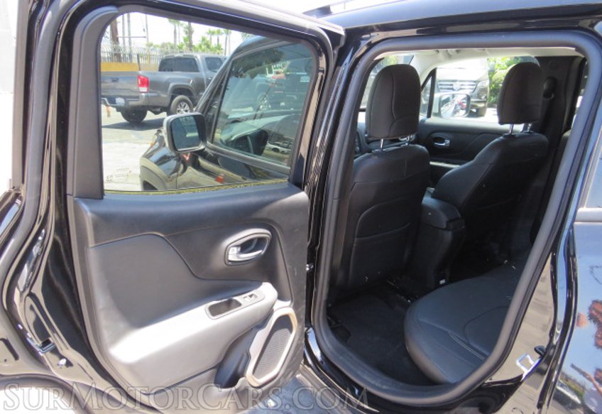 2015 Jeep Renegade - Image 23