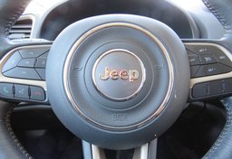 2015 Jeep Renegade - Image 33