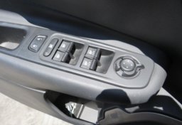 2015 Jeep Renegade - Image 47