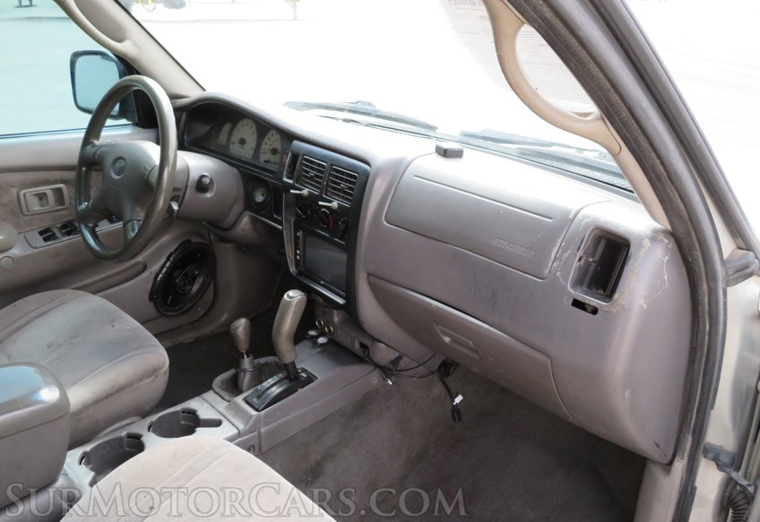 2002 Toyota Tacoma - Image 23