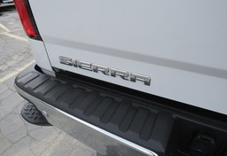 2015 GMC Sierra 1500 - Image 21