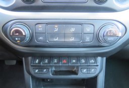 2020 Chevrolet Colorado - Image 35