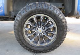 2020 Chevrolet Colorado - Image 19