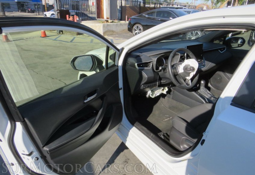 2021 Toyota Corolla Hatchback - Image 22