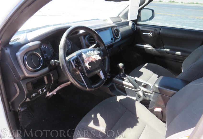 2017 Toyota Tacoma - Image 30