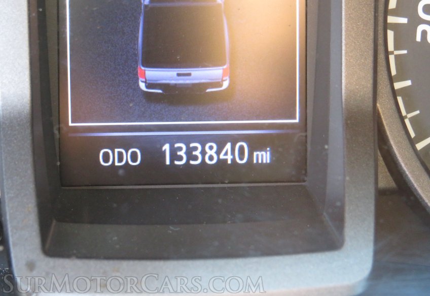 2017 Toyota Tacoma - Image 39