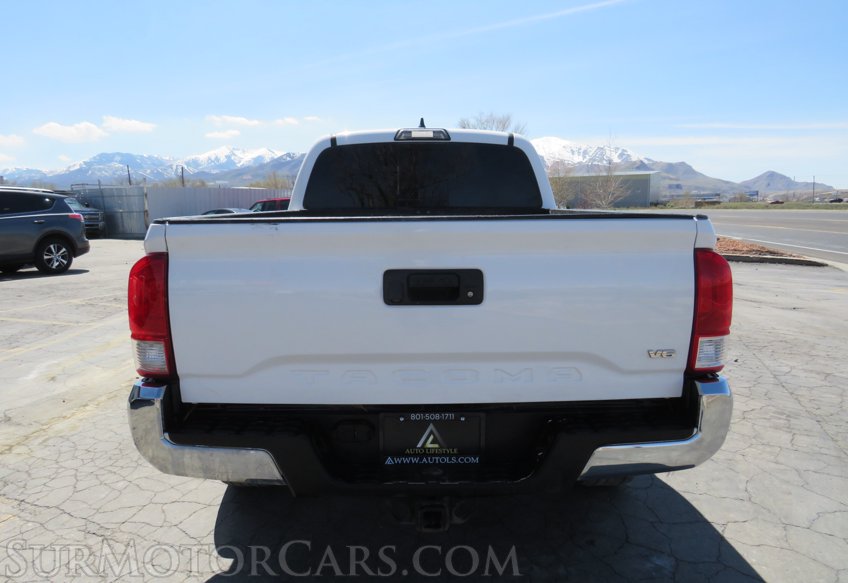 2017 Toyota Tacoma - Image 11