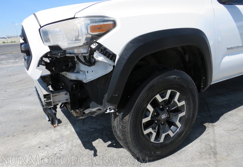 2017 Toyota Tacoma - Image 19