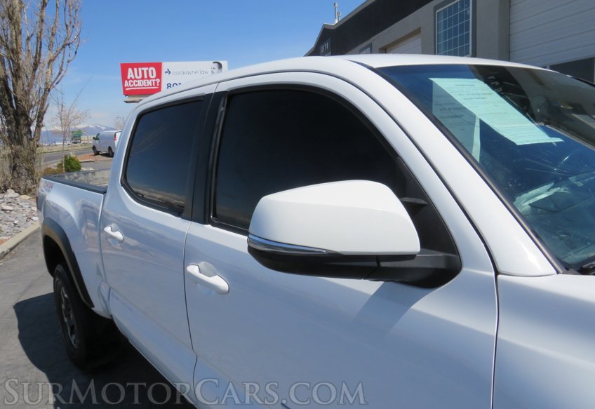 2017 Toyota Tacoma - Image 14