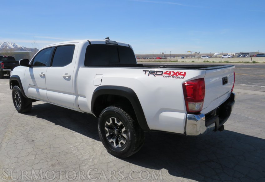 2017 Toyota Tacoma - Image 8
