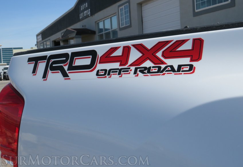 2017 Toyota Tacoma - Image 27