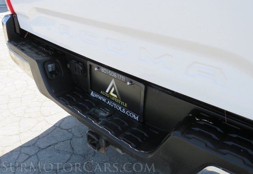 2017 Toyota Tacoma - Image 24