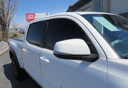 2017 Toyota Tacoma - Image 14