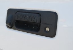 2017 Toyota Tacoma - Image 25