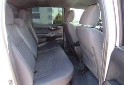 2017 Toyota Tacoma - Image 32