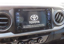 2017 Toyota Tacoma - Image 41