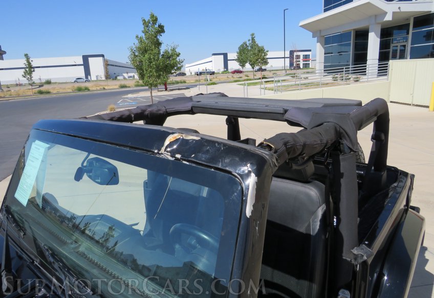 2017 Jeep Wrangler - Image 22