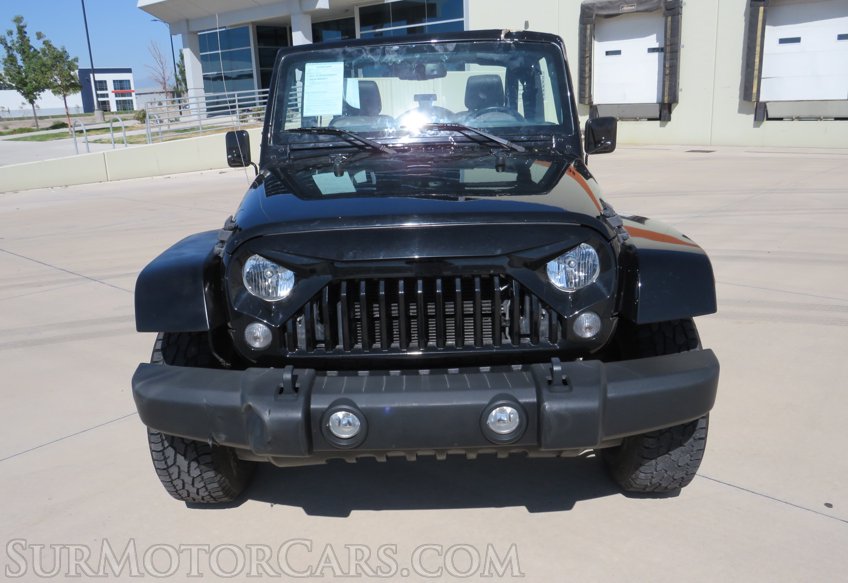 2017 Jeep Wrangler - Image 12