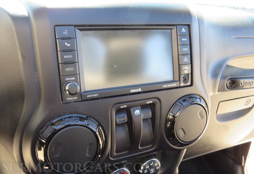 2017 Jeep Wrangler - Image 41