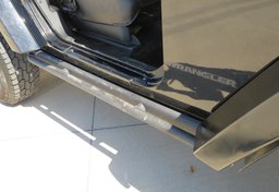 2017 Jeep Wrangler - Image 20